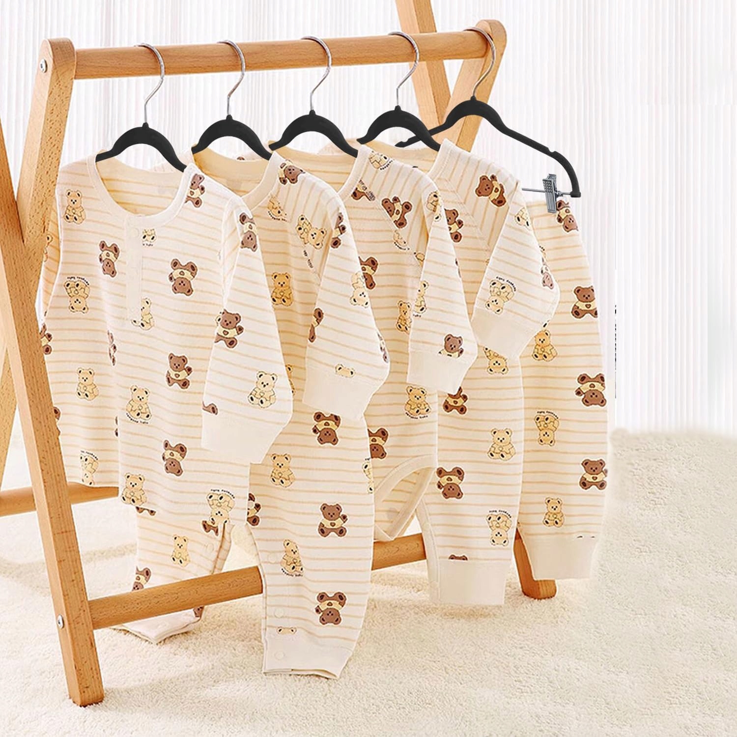 Wieszaki na Ubrania dla Dzieci z Klipsami 24 szt. Czarne 30 cm - obrazek 5