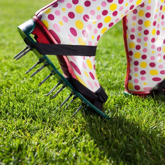 Buty z Kolcami Aerator Ogrodowy nakłuwacz do trawników nakładki na buty - obrazek 6