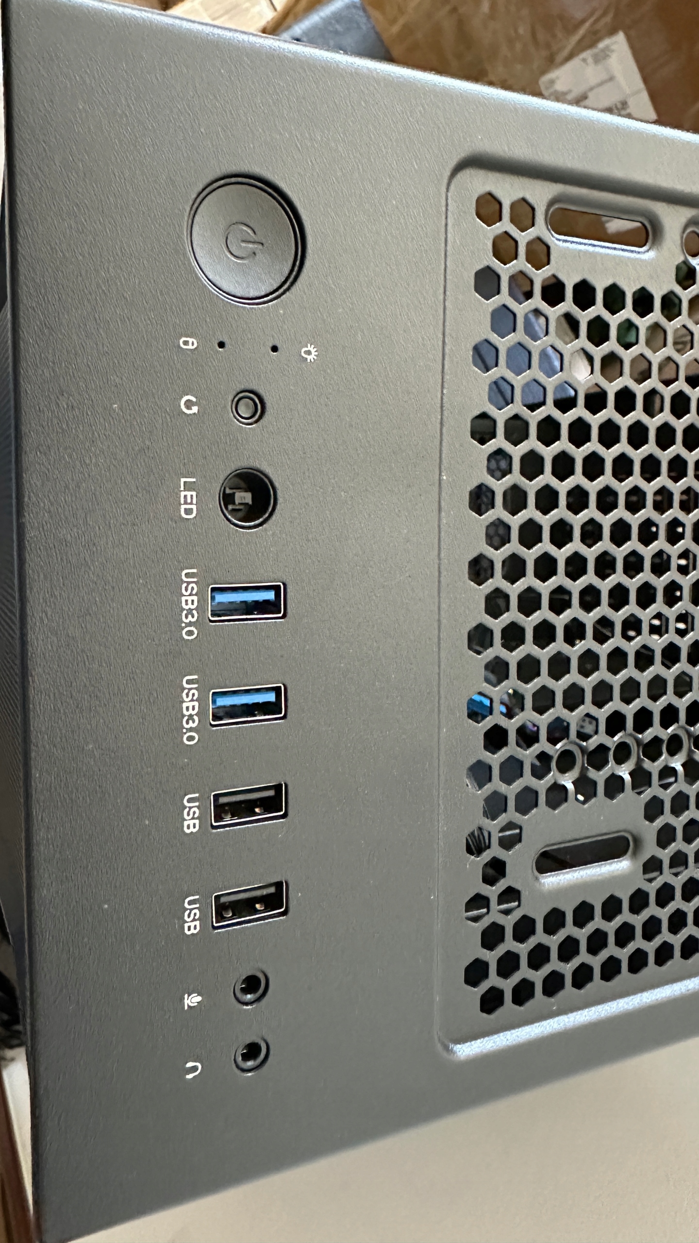 Obudowa PC EMPIRE GAMING Darkwitcher ARGB ATX czarna - obrazek 12