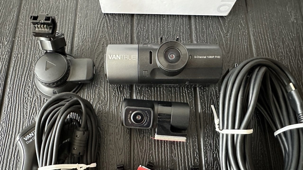 VANTRUE N4 3-Kanałowa Kamera Samochodowa 4K przednia tylna wewnętrzna