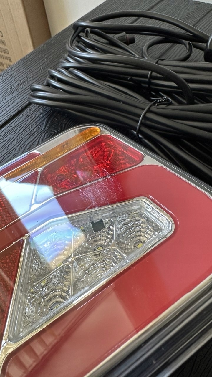 Tylne Światła LED Przyczepa 12-30V 60 Diod 6 Funkcji E9 E57